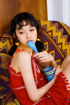 了不起的夫人第一季全集